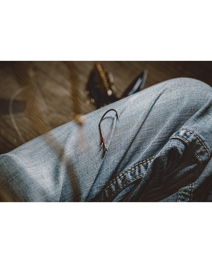 Tusk Flipping Mono-line Hooks (6th Sense)